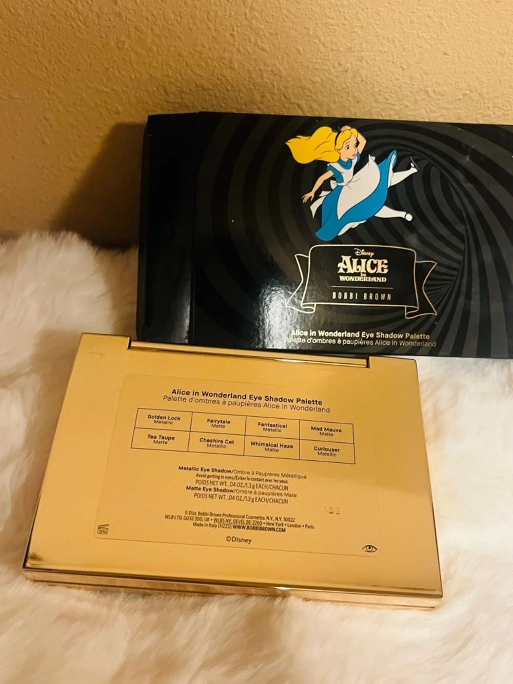 Bobbi Brown Disney ALICE IN WONDERLAND Eye Shadow Palette Limited Edition